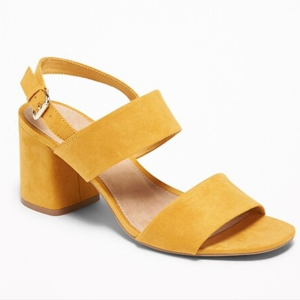 Old Navy Block Heel Sandals in Mustard Suede Size 10